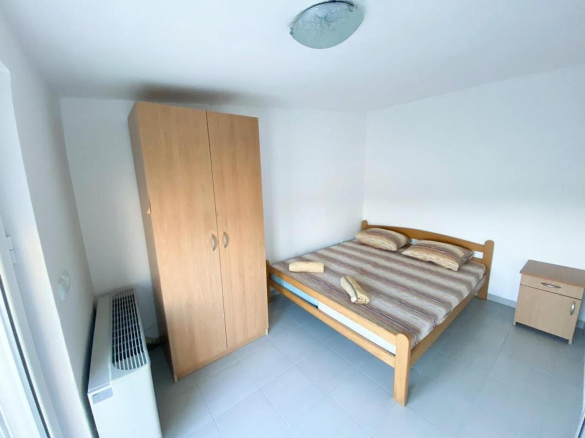 אולסינץ' Etna Apartments מראה חיצוני תמונה