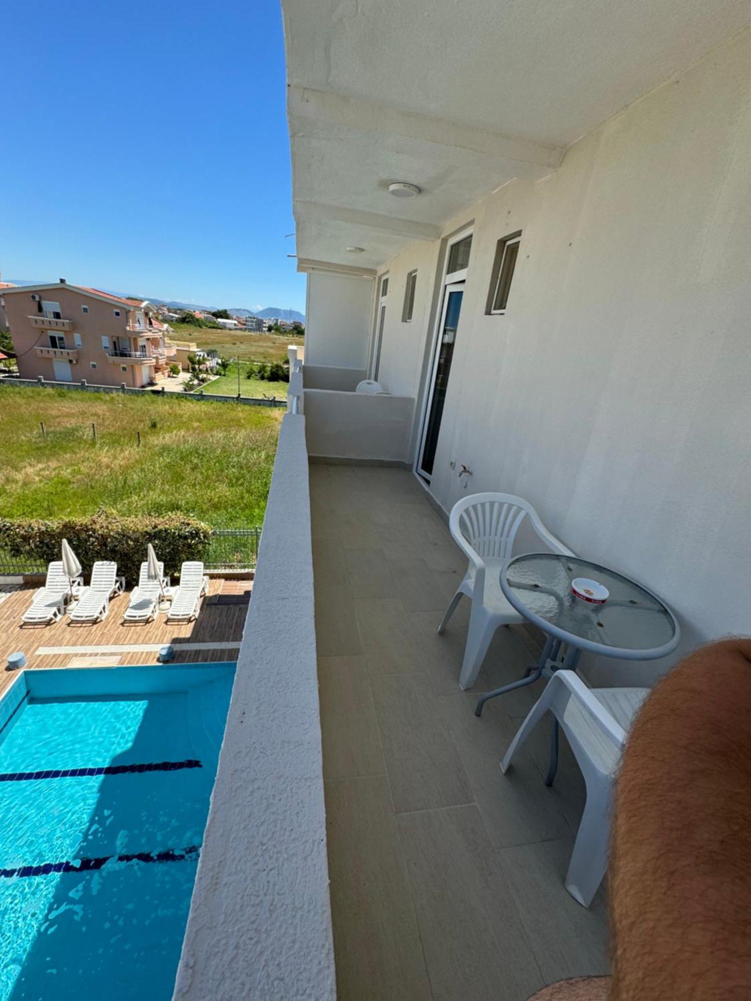 אולסינץ' Etna Apartments מראה חיצוני תמונה