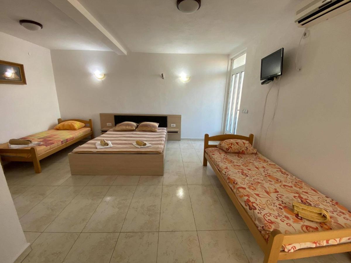 אולסינץ' Etna Apartments מראה חיצוני תמונה