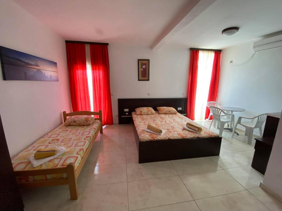 אולסינץ' Etna Apartments מראה חיצוני תמונה