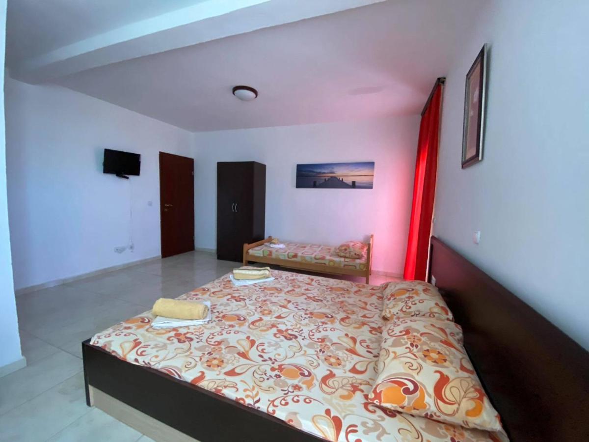 אולסינץ' Etna Apartments מראה חיצוני תמונה